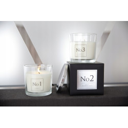 Świeca zapachowa parafinowa Piwonia i Zamsz Valpe 1 szt