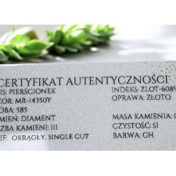 Złoty pierścionek z brylantami
