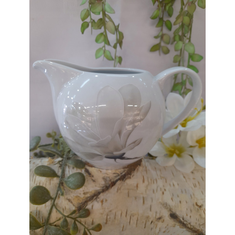 LUBIANA MAGNOLIA DZBANEK MLECZNIK 300 ML VENUS