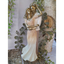 Figurka Para zakochanych przytulająca się love prezent